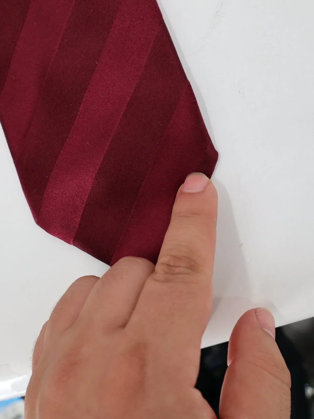 Brioni Tie Men's w3.5 L62 Silk Necktie Striped Hand Made in Italy Burgundy